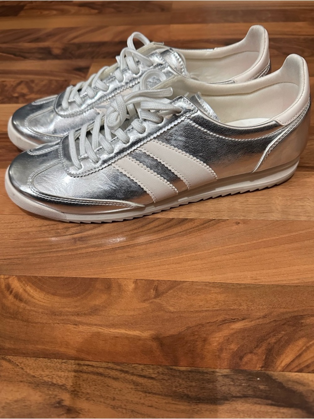Madden Girl Silver and White Women's Retro Trainer - Classic Low-Top Sneaker